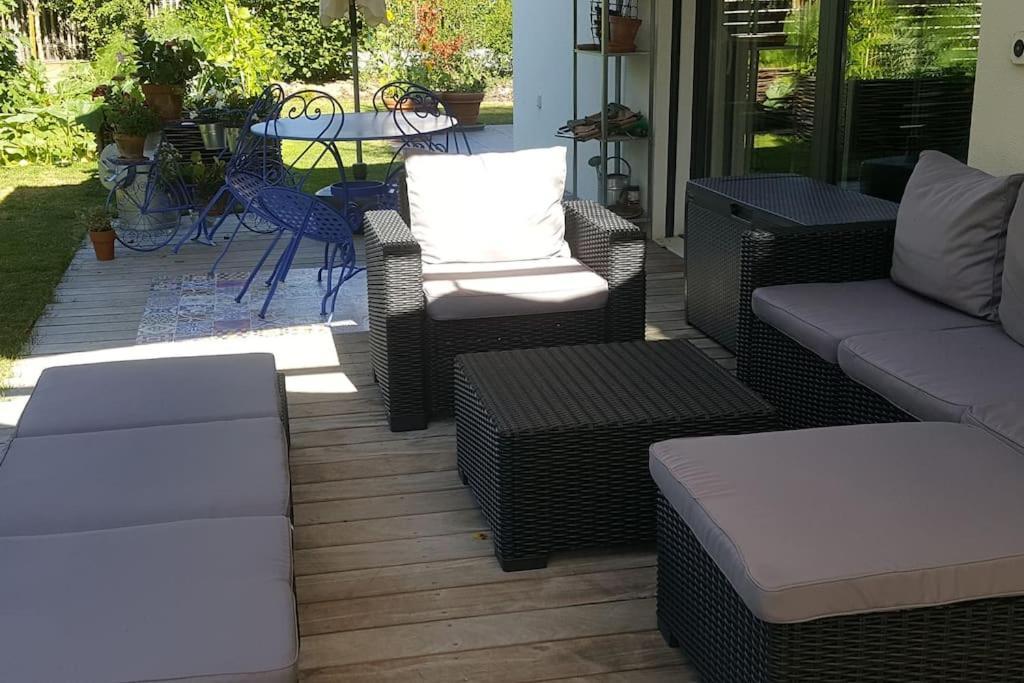 Appartement Dans Un Jardin Geneva Bagian luar foto